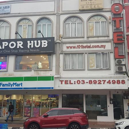 101 Hotel Банги Экстерьер фото