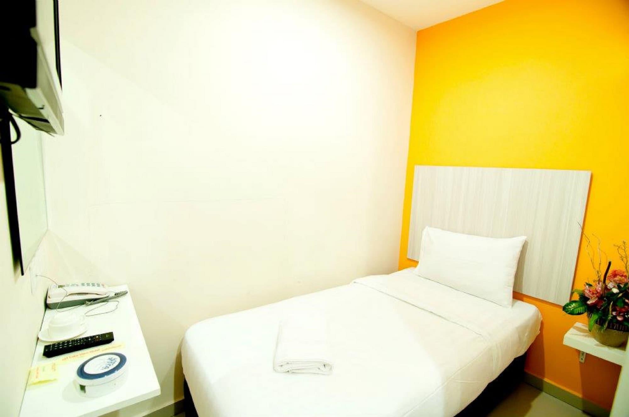 101 Hotel Банги Экстерьер фото
